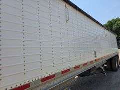 1997 Wilson Commander 40’ Grain Hopper, Roll Tarp, Spring Ride, Rear Ladder, New Tarp, 11R22.5 Tires