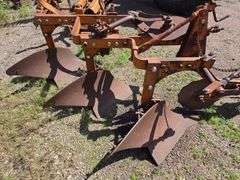 Allis Chalmers 3/16 Plow