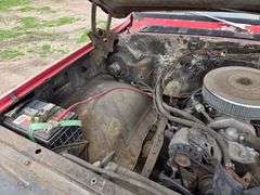 1974 Chevrolet Single Cab, Muncie 4 Speed Transmission, 305 Chevrolet Engine, 33x12.50R15 Tires, VIN