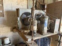 1500 Gallon Dari-Kool Bulk Tank with Washer and Compressor, Working Unit When Cows Where Sold 1 Year