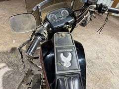 1983 Harley Davidson Electra Glide Motorcycle, 17,129 Miles, Needs Battery, Clutch is Stuck, Will Ne