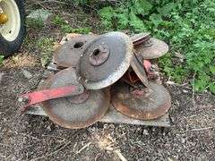 Pallet of 20” Disc Blades that Came off White Model 435 Disc Chisel, The Whole Bracket that Holds Th