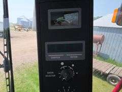 2002 Case IH 2388 Combine, 3,168 Sep and 4,500 Engine Hours, 14.9x24 Rears, 380/90R46 Fronts with Du