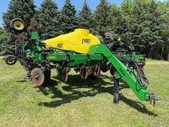 2012 Fast 8218 Fertilizer Bar, 24 Row 30”, 1,800 Gallon Poly Tank with Bottom Fill, Rear Lights, Non