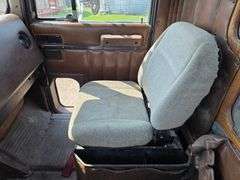 1988 International Day Cab Semi, 953,035 Miles, 9 Speed Eaton Transmission, Muncie 1 Line High Flow