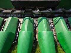 John Deere 9 Row 22” Corn Head with GVL Poly Snouts, Ear Saver, SN: 416939