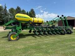 2014 John Deere 1770NT Planter, *Has 2021 Exact Emerge Update*, Hydraulic Downforce, 500 Gallon Liqu