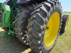 2021 John Deere 8R340 MFWD Tractor, 959 Hours, E23 Power Shift Transmission, ILS, Ultimate Comfort C