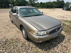 2003 Buick LeSabre Limited, 3.8L Engine, Automatic Transmission, Approx 180,000 Miles, Radio, Runs a