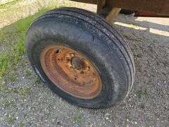 2 Wheel Trailer with Hydraulic Hoist, 6’ x 9’, Wood Floor, 6 Bolt Hubs