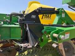 2012 Fast 8218 Fertilizer Bar, 24 Row 30”, 1,800 Gallon Poly Tank with Bottom Fill, Rear Lights, Non