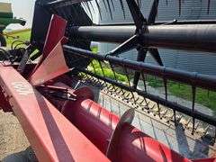 IH Model 1020 Bean Head, 25’ Wide, Bolt on Sections, Comes with 4 Wheel Header Trailer, 9.5L-14 Tire