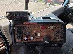 1990 Volvo Cab Over Semi Tractor, 452,999 Miles, 13 Speed Transmission, 11R22.5 Fronts and Rears, Ad