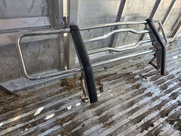 Luverne Grill Guard off a 2003 Chevrolet 1500 Pickup, Comes with all the Brackets
