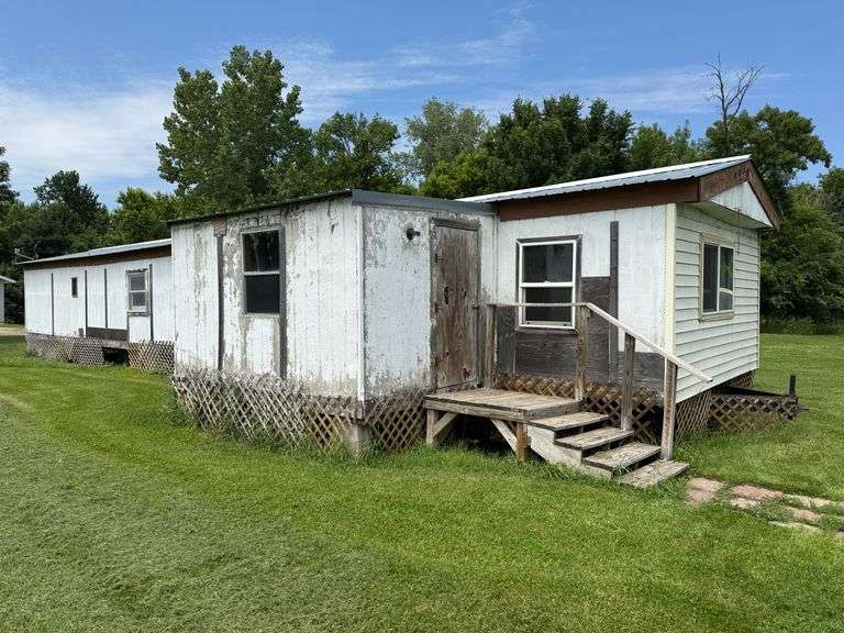 1982 14x68 Single Wide Mobile Home to Be Moved, Tin Roof, Stove, Fridge, 3bed/1bath, Has Been Winter
