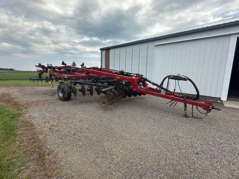2010 Case IH 870 EcoloTiger Disk Ripper, 7 Shank, with 5 Bar Harrow, Approx 14’ Wide, SN: 041951