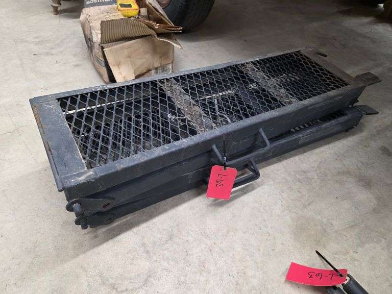 (2) 6’ Folding Ramps