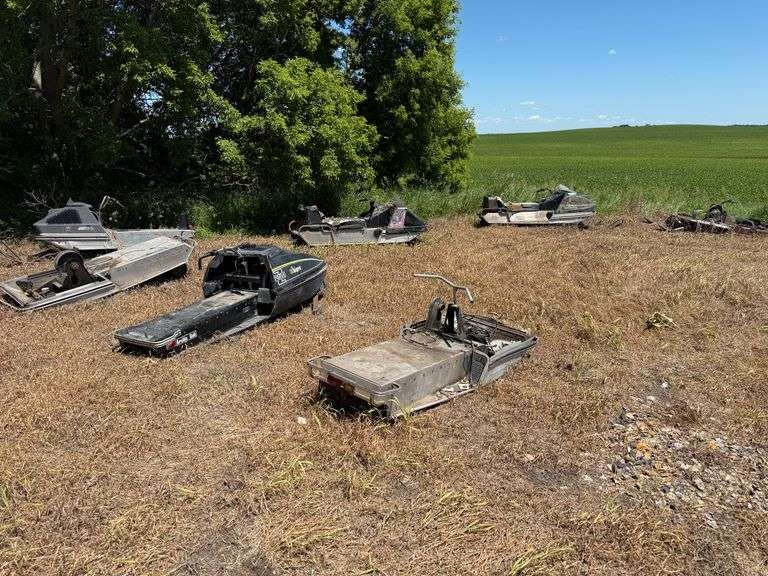 (7) Snowmobiles for Parts