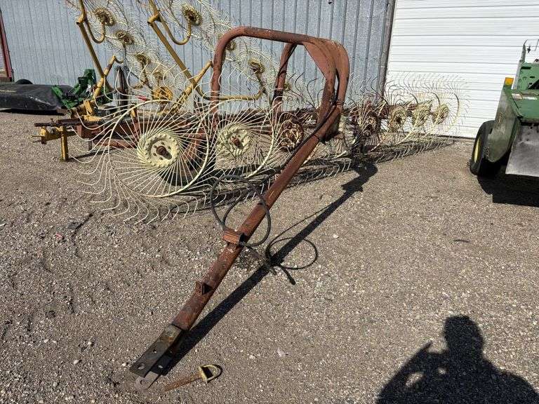 Wheel Rake, 8 Wheel, One Way, Hyd Lift, *6 new wheels last year ...