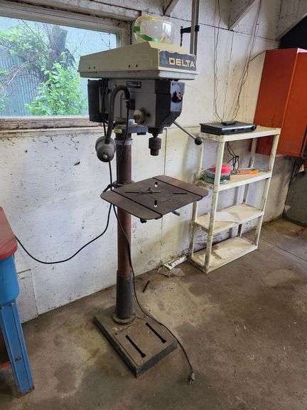 Delta Model 17-950L Drill Press, 1/2hp Motor, *Must be Picked Up By Friday, July 25th. No Exceptions
