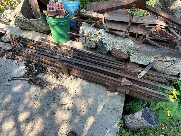 (27) T-Posts, 6.5’ Long, Buying All for One Money