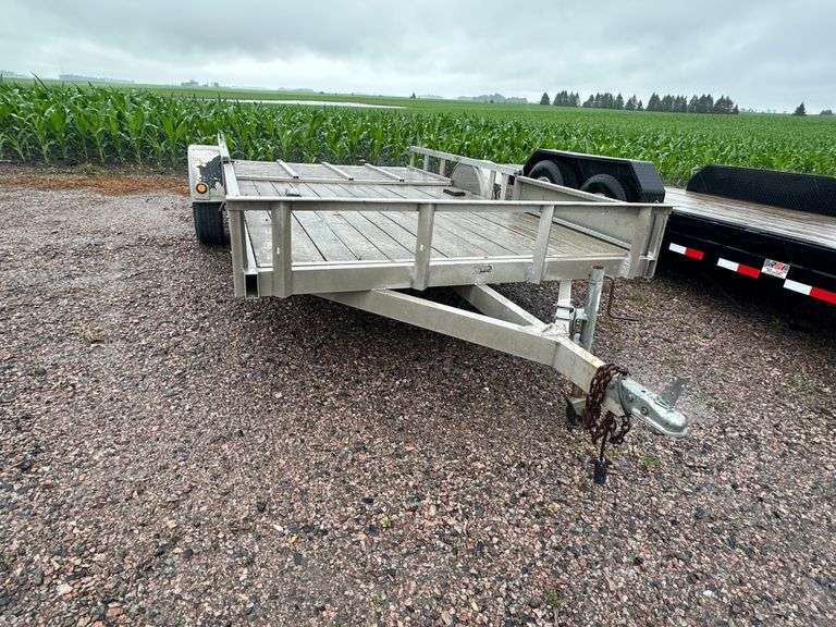 Trophy 14’ Single Axle Aluminum Trailer with Ramp, Lifetime License (No Title)