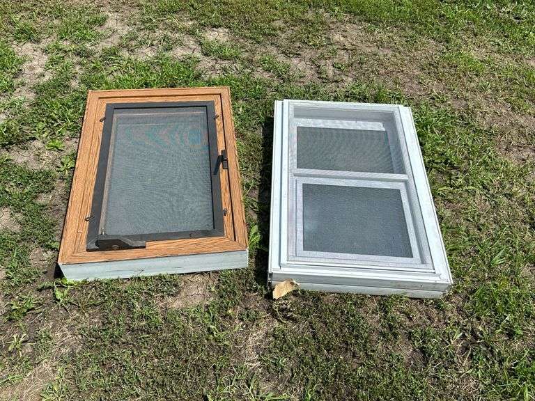 (2) 18” x 27” Windows, Buying All for One Money