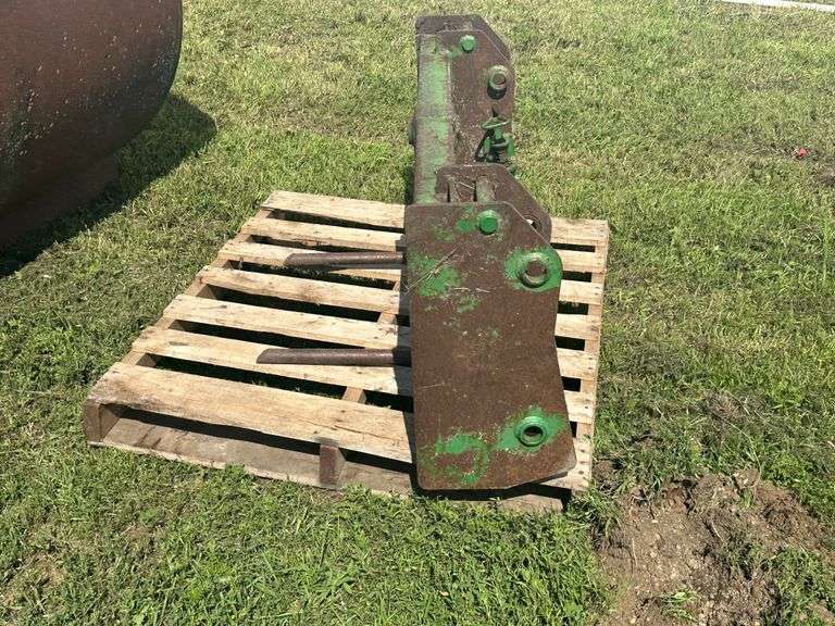 Bale Spear for John Deere Loader