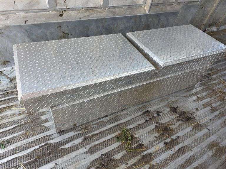 Adrian Steel Aluminum Pickup Toolbox, Comes with Key