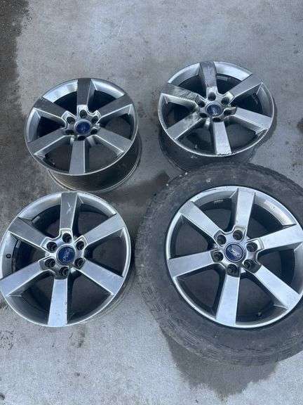 (4) 20” Ford 6 Bolt Wheels off 2012 Ford F-150, Has (1) 275/55R20 Hankook Tire