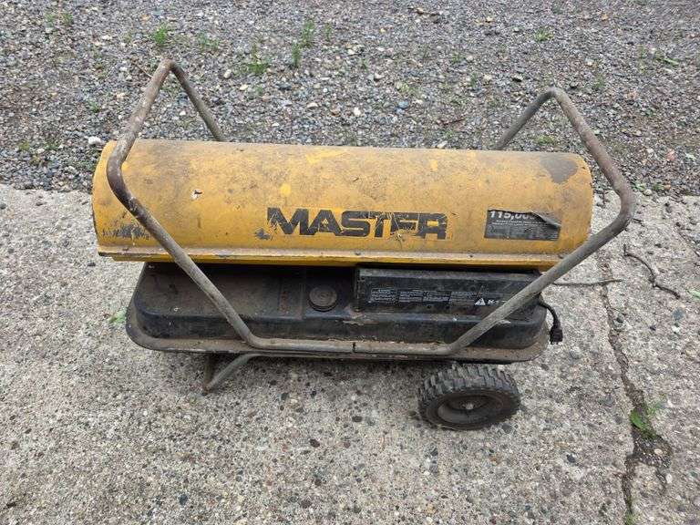 Master 115,000 BTU Diesel Heater, Untested, Appears Most Likely to Need Some Work