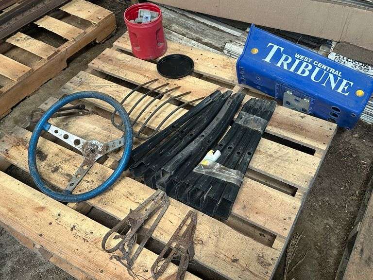 Seed Tubes for John Deere 7000 Planter, Topper Hold Downs