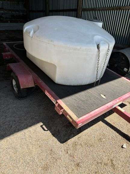 2 Wheel Trailer with 200 Gallon Poly Tank