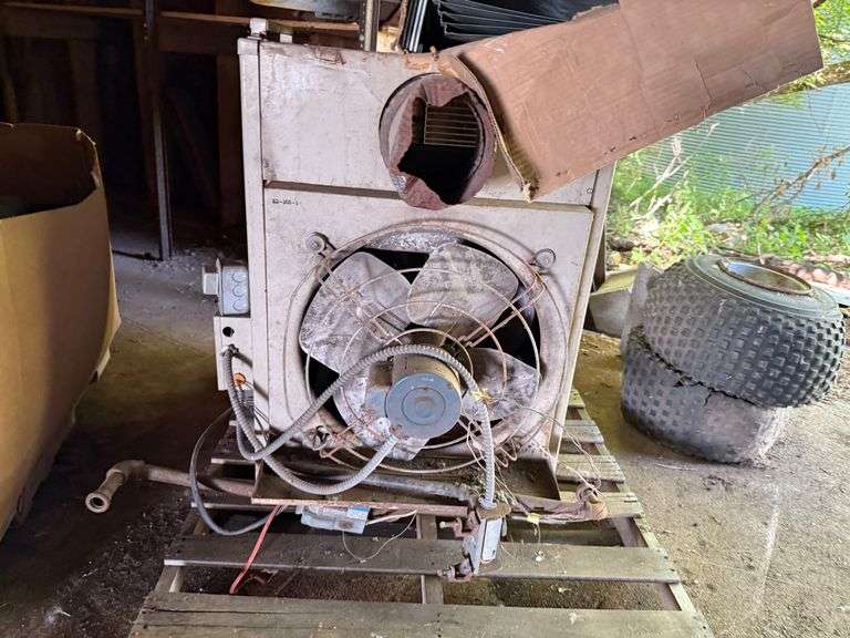 Lennox 132,000 BTU Heater in Unknown Condition