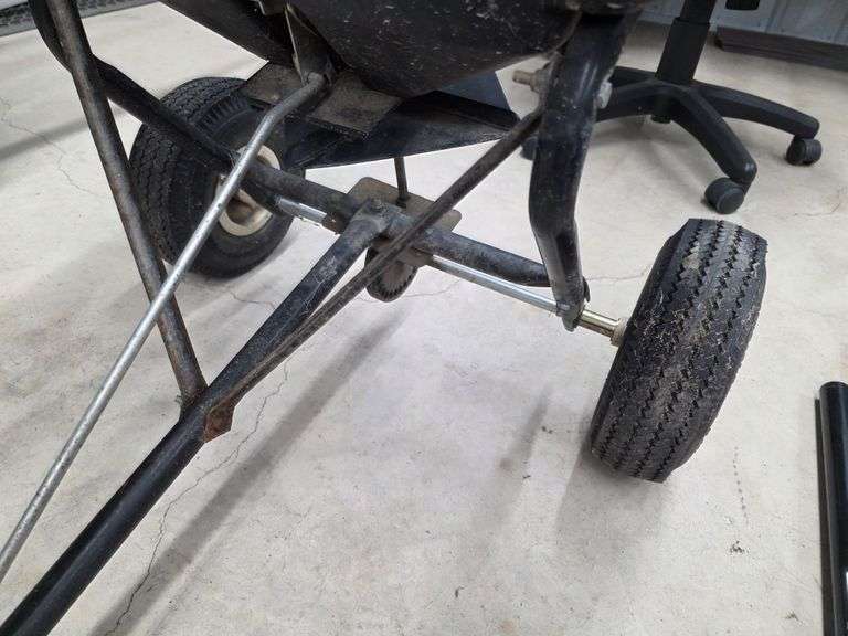 100lb Tow Behind Lawn Spreader