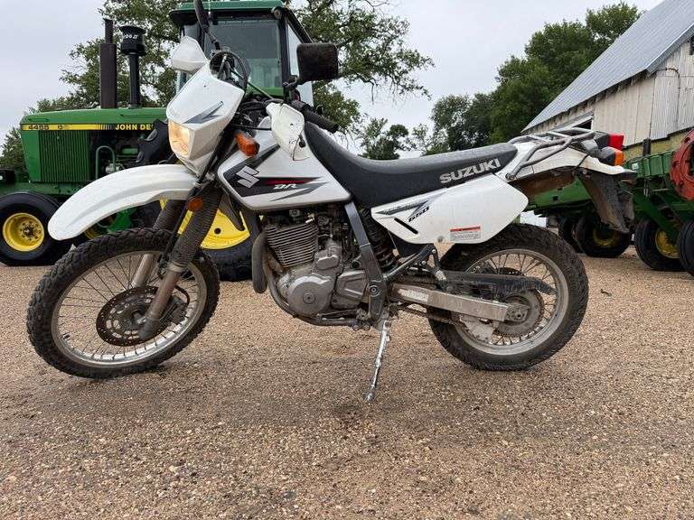 2009 Suzuki 650 Dual Sport Motorcycle, 20K Miles, Chain Drive, Rides and Drives VIN: JSISP46A2921011