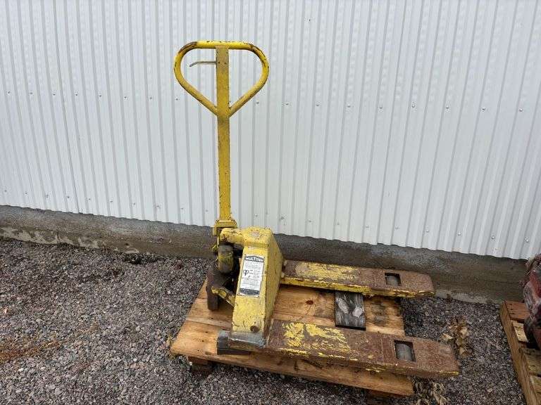 Multiton Pallet Jack, 5000#, 30” Forks, *works as should per seller