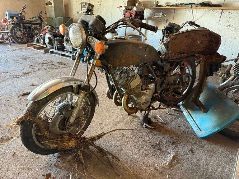 Kawasaki 500 Motorcycle for Parts or Repair, No Title