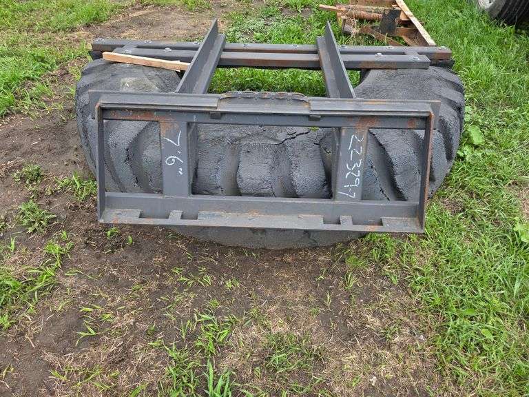 Scraper Skid Loader Quick Attach, 7’6” Wide