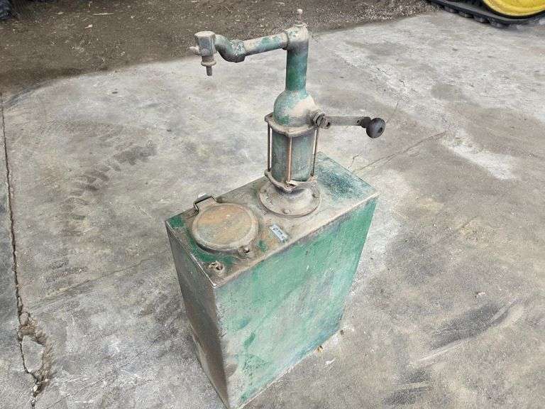 Oil Barrel with Hand Pump, FRYMARVEL B-10660