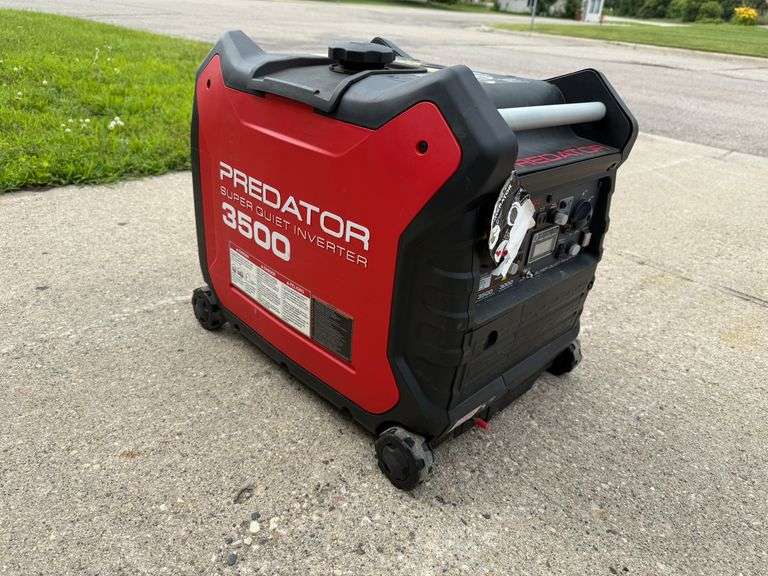 Predator 3500 Super Quiet Inverter, 3000 Running Watts, 3500 Max Starting Watts, 120V 20/30 AMP
