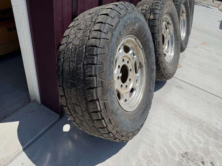 (4) Cooper Discovery LT265/75R16 Tires and Rims, 8x180 Bolt Pattern, Came off a 2007 Chevrolet 2500