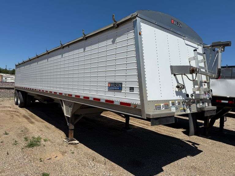 2018 Wilson Commander Hopper Bottom Trailer, Air Ride, 60” Sides x 41’ Long, 11R22.5 Tires on Alumin