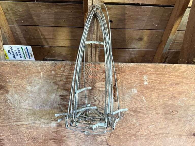 Large Trap Lot Includes (11) Mink/Muskrat Stretchers, (8) 1.5” Traps, (5) Foothold Traps, (6) 110 Tr