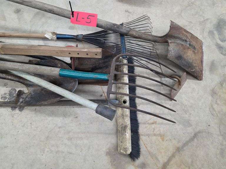 Misc Garden Hand Tools