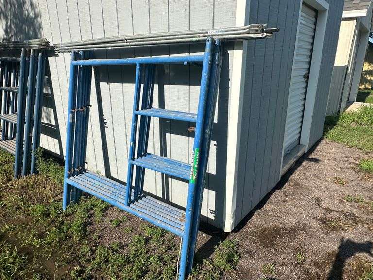 3 Sets of 5x7 Scaffolding, with Cross Braces, Buying All for One Money. This Item is Located in Sout