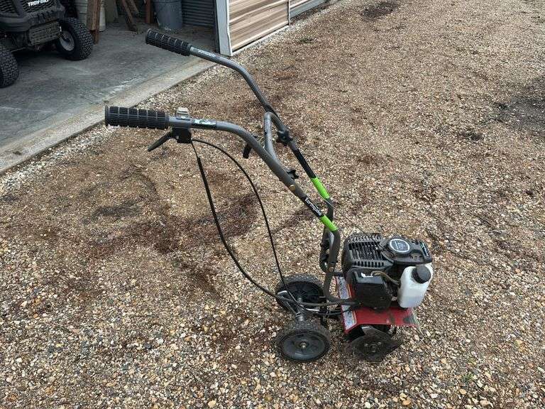 Earthquake Model MC-440 9” Tiller, Viper 40CC 4 Cylinder Engine, Approx 3 Years Old with Very Little