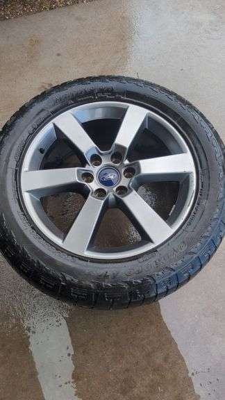 (4) 20” Ford 6 Bolt Wheels off 2012 Ford F-150, Has (1) 275/55R20 Hankook Tire