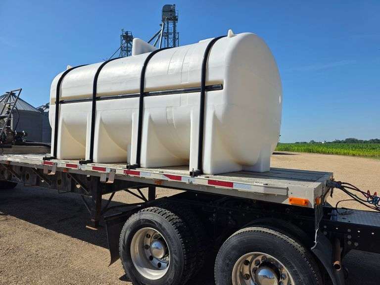 1994 Transcraft 48' Spread Axle Water Trailer, Air Ride, (2) 2,350 Gallon Tanks, 11R24.5 on All Alum