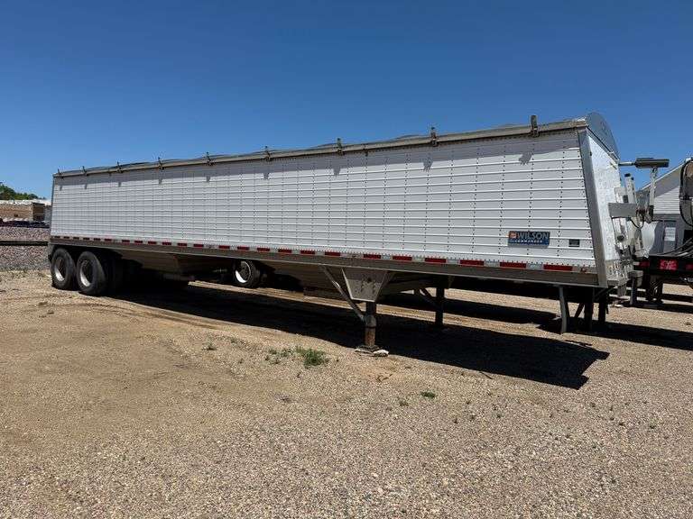 2018 Wilson Commander Hopper Bottom Trailer, Air Ride, 60” Sides x 41’ Long, 11R22.5 Tires on Alumin